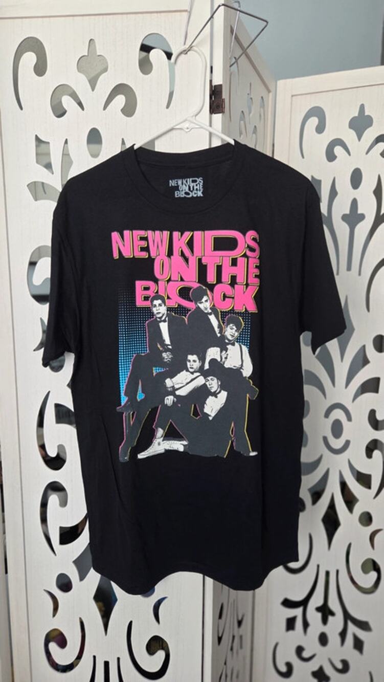 New Kids On The Block Graphic Tee Large Black NKOTB Band Shirt Retro Top nwot
